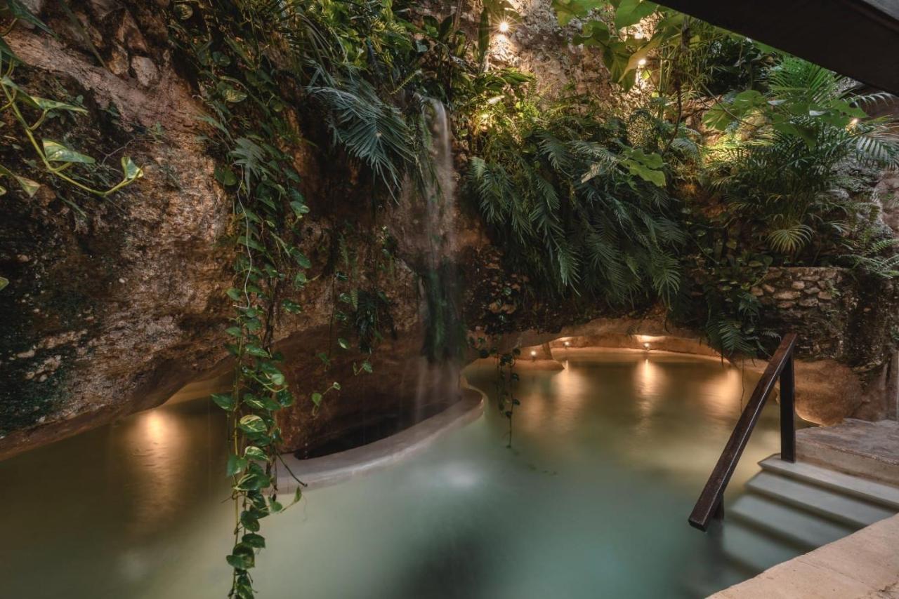 Hotel Sutuk Вальядолид Экстерьер фото